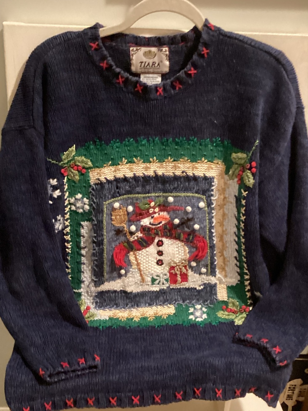 Tiara International Vintage Christmas Sweater